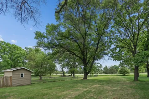 4225 124th Avenue Clear Lake MN 55319