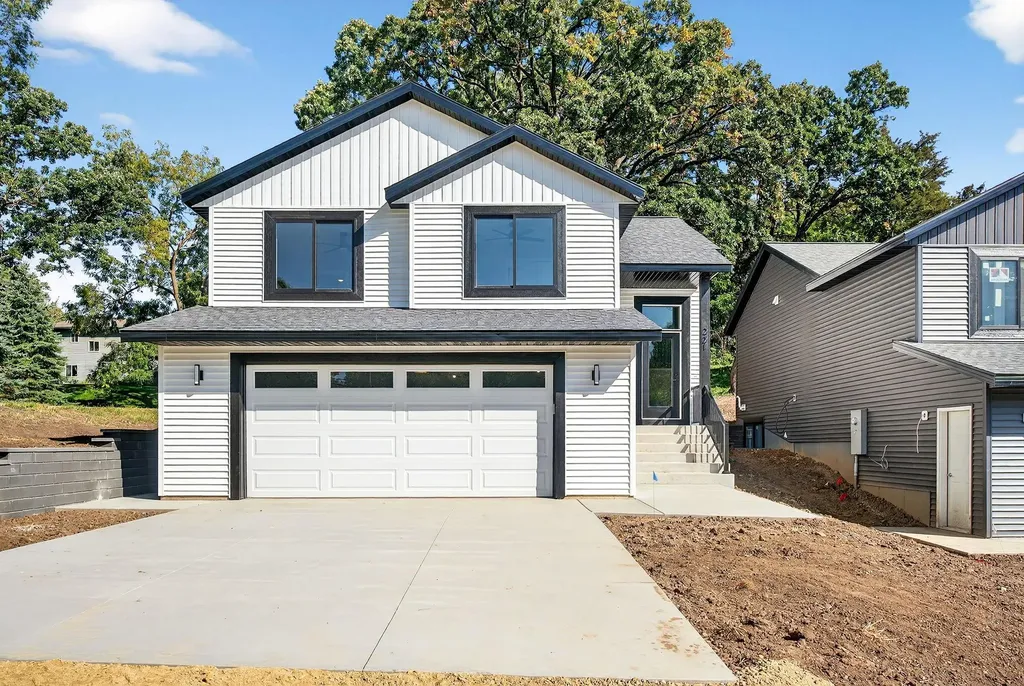 213 20th Street SW Rochester MN 55902
