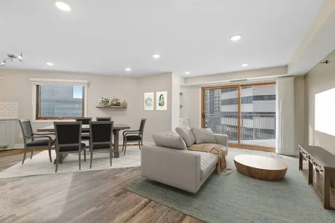 121 Washington Ave S Minneapolis MN 55401