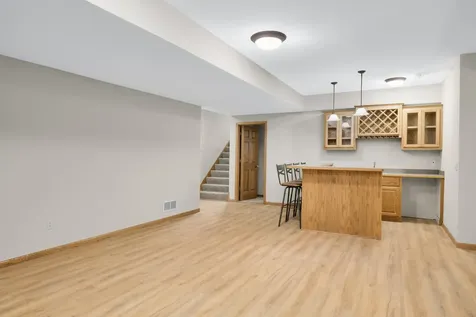 1805 Creek Lane Northfield MN 55057