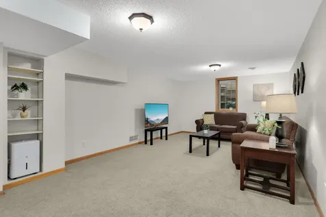 7934 Chesshire Lane N Maple Grove MN 55311