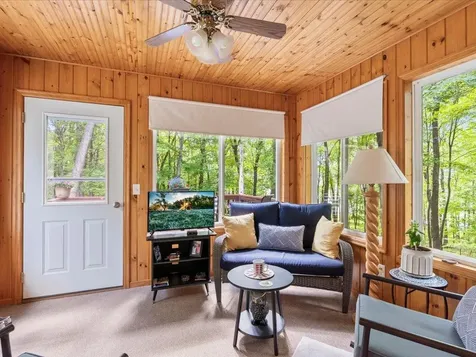 11815 Maplewood Drive East Gull Lake MN 56401
