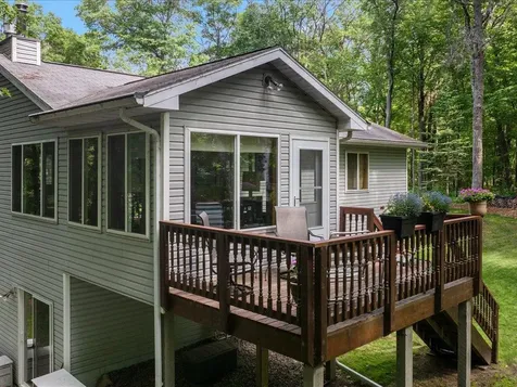 11815 Maplewood Drive East Gull Lake MN 56401