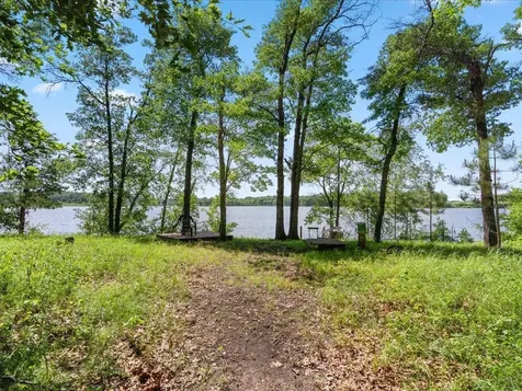 11815 Maplewood Drive East Gull Lake MN 56401