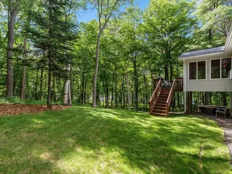 11815 Maplewood Drive East Gull Lake MN 56401