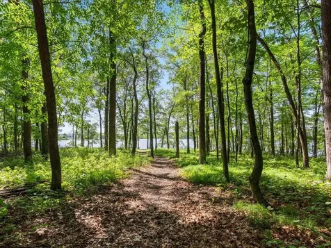 11815 Maplewood Drive East Gull Lake MN 56401