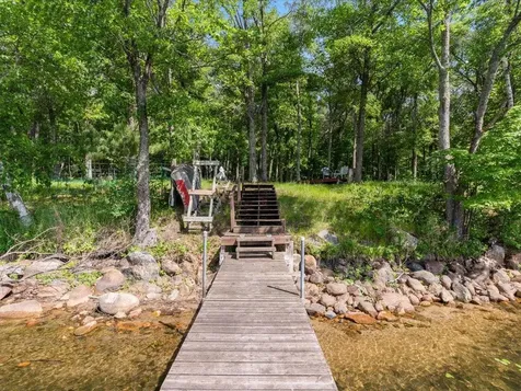 11815 Maplewood Drive East Gull Lake MN 56401
