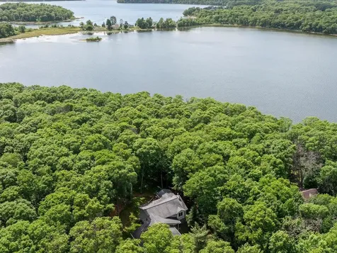 11815 Maplewood Drive East Gull Lake MN 56401