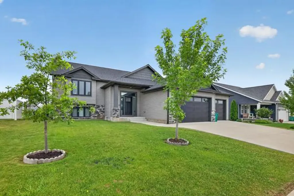 4268 NW Genevieve Place NW Rochester MN 55901