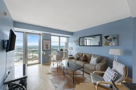 929 Portland Avenue Minneapolis MN 55404