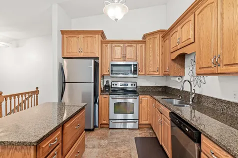 7923 147th Street W Apple Valley MN 55124