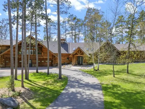 1009 Bear Path Drive Park Rapids MN 56470