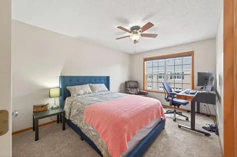 7606 11th Street N Oakdale MN 55128