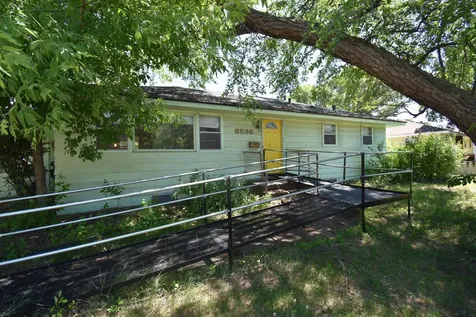 6536 Indiana Avenue N Brooklyn Center MN 55429