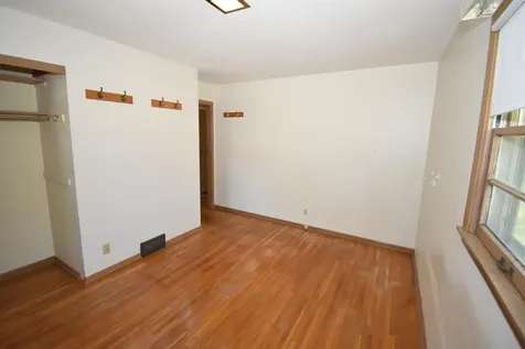 6536 Indiana Avenue N Brooklyn Center MN 55429