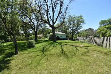 6536 Indiana Avenue N Brooklyn Center MN 55429