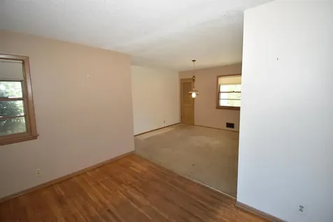 6536 Indiana Avenue N Brooklyn Center MN 55429