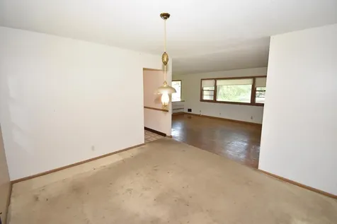 6536 Indiana Avenue N Brooklyn Center MN 55429