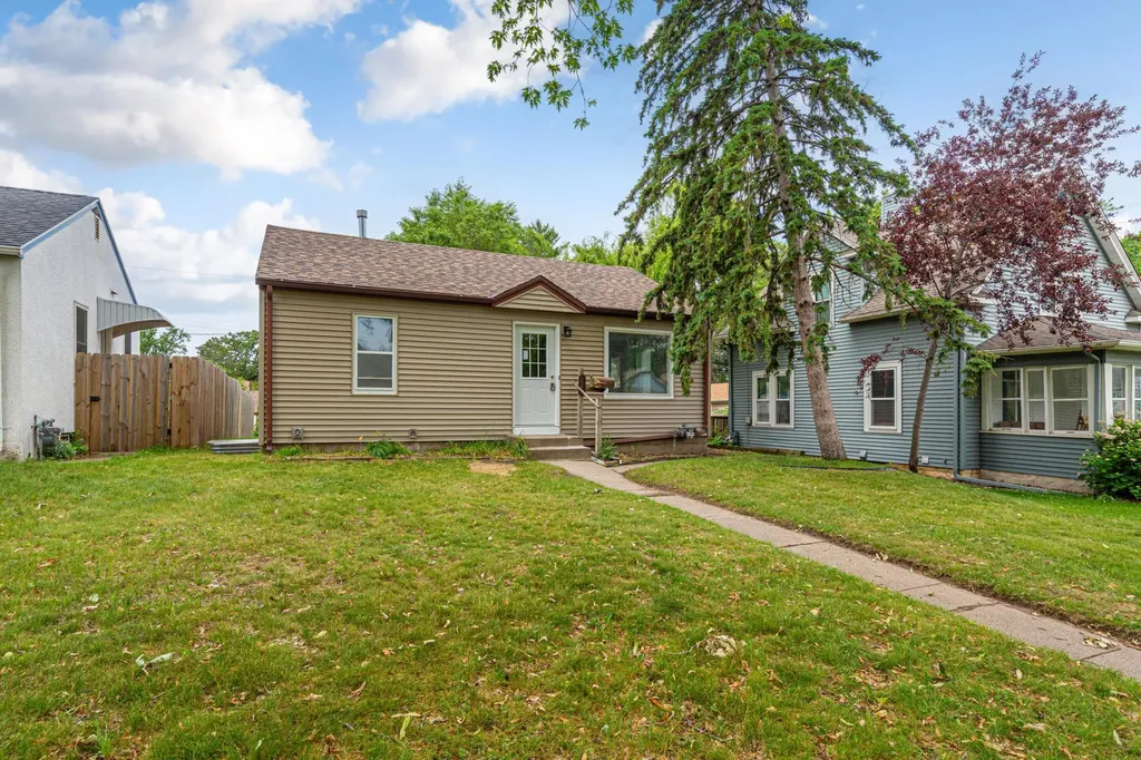 4440 7th Street NE Columbia Heights MN 55421
