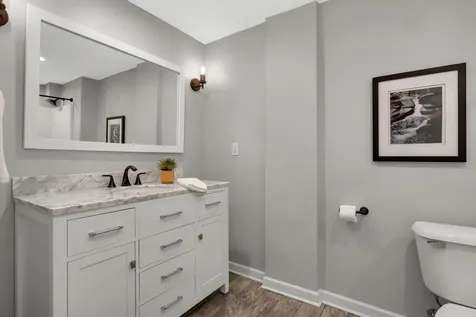 2884 W Owasso Boulevard Roseville MN 55113