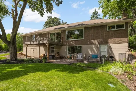 2884 W Owasso Boulevard Roseville MN 55113