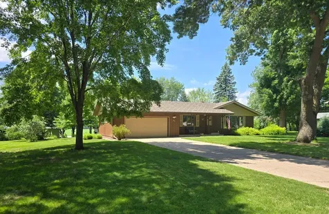 2536 13th Avenue SE Saint Cloud MN 56304