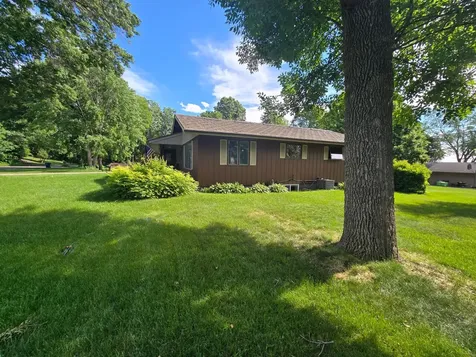 2536 13th Avenue SE Saint Cloud MN 56304