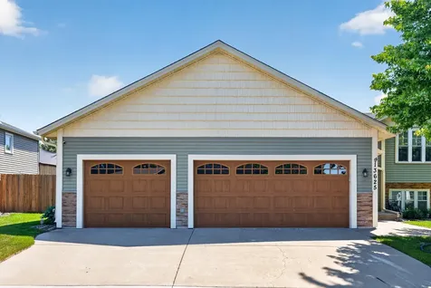 13625 Zarthan Avenue S Savage MN 55378