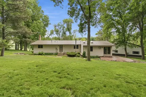 33315 Sand Prairie Lane Le Sueur MN 56058