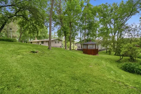 33315 Sand Prairie Lane Le Sueur MN 56058