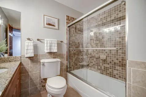 232 W Franklin Avenue Minneapolis MN 55404