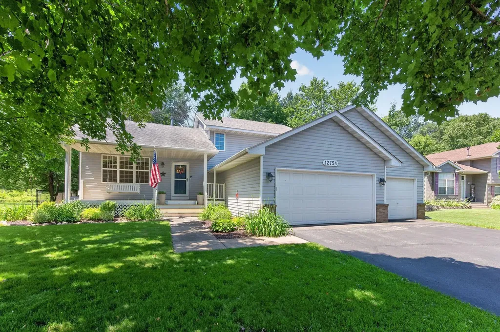 12754 Independence Avenue Savage MN 55378