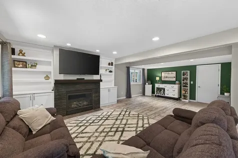 12754 Independence Avenue Savage MN 55378