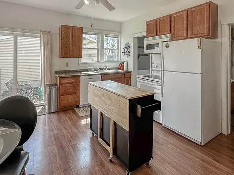 672 S Anna Avenue Lake Crystal MN 56055