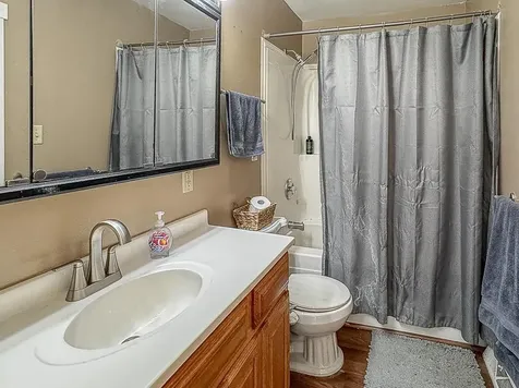 672 S Anna Avenue Lake Crystal MN 56055