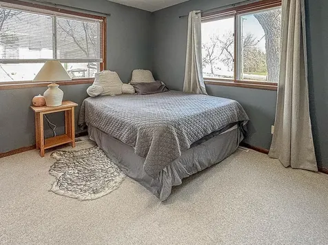 672 S Anna Avenue Lake Crystal MN 56055