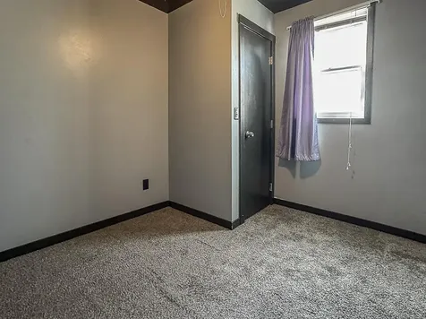 672 S Anna Avenue Lake Crystal MN 56055