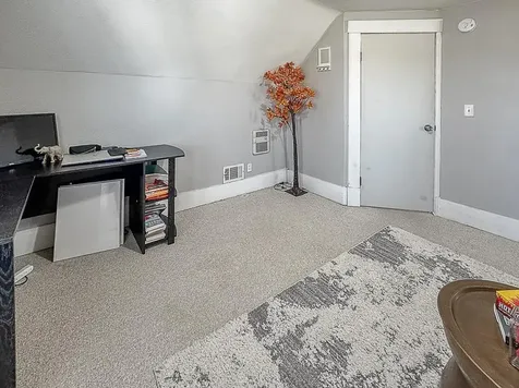 672 S Anna Avenue Lake Crystal MN 56055