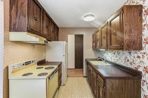 4624 Cedar Lake Road S Saint Louis Park MN 55416