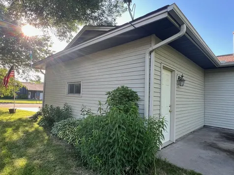 606 12th Street NE Little Falls MN 56345