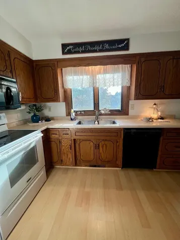 606 12th Street NE Little Falls MN 56345