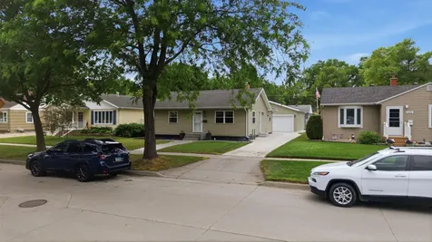 1605 5th Street S Fargo ND 58103