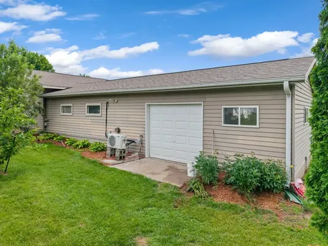 1497 Claudia Avenue La Crescent MN 55947
