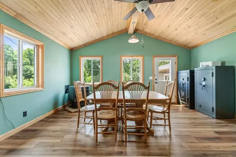 1497 Claudia Avenue La Crescent MN 55947