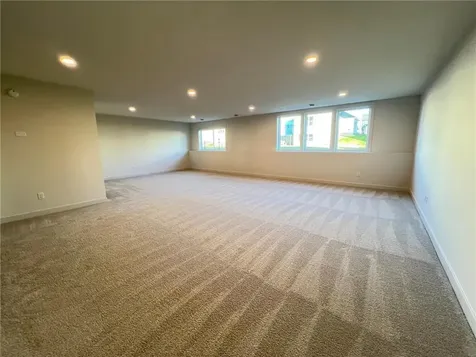 4054 Arbor Drive Woodbury MN 55129