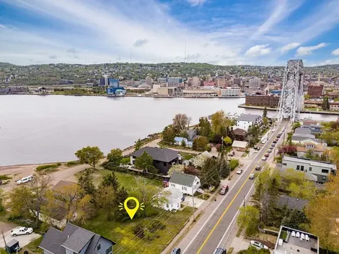 8XX S Lake Avenue Duluth MN 55802