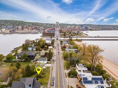 8XX S Lake Avenue Duluth MN 55802