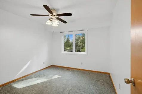 17040 Glencoe Avenue Lakeville MN 55044