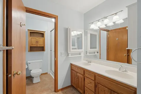 17040 Glencoe Avenue Lakeville MN 55044