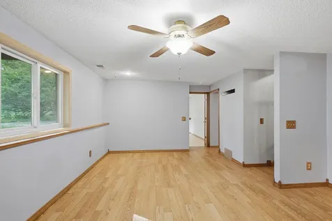 17040 Glencoe Avenue Lakeville MN 55044